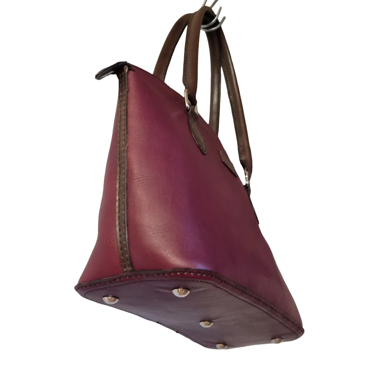 Julia Stray stor skinnveske håndsydd 35x30x15 cm foret