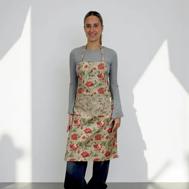 De La Mur Nala forkle rødt blomstret 66x89 cm