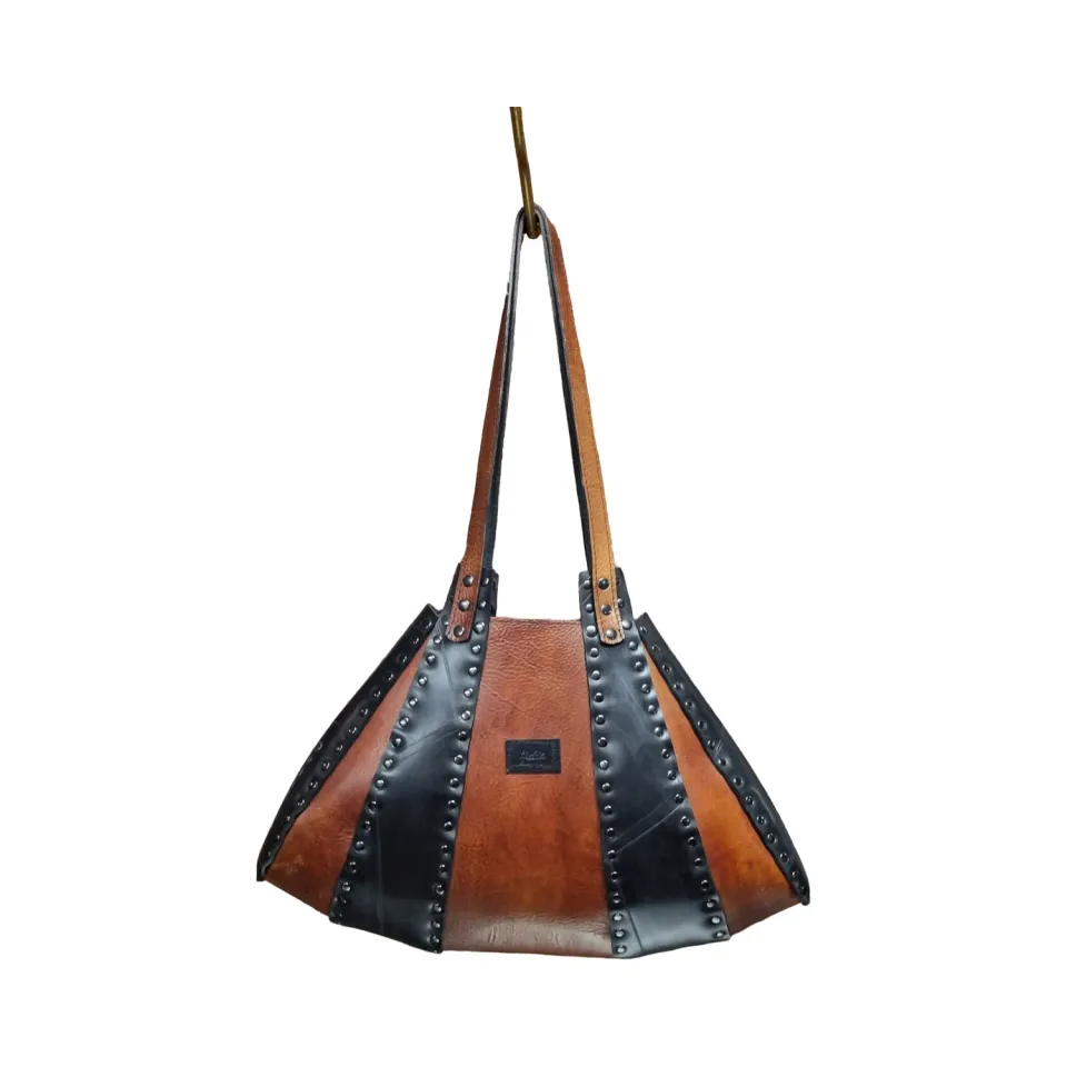 Julia Stray Redesign veske gummi skinn brun/sort 41x26 cm
