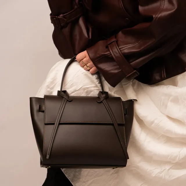 Latalia Arezzo skinnveske mørkebrun 33 cm glidelås