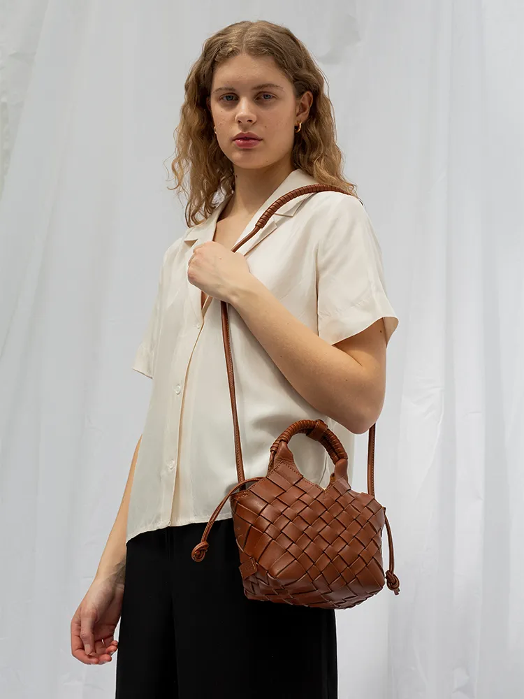 Calajade Misu Mini crossbody nutmeg skinn
