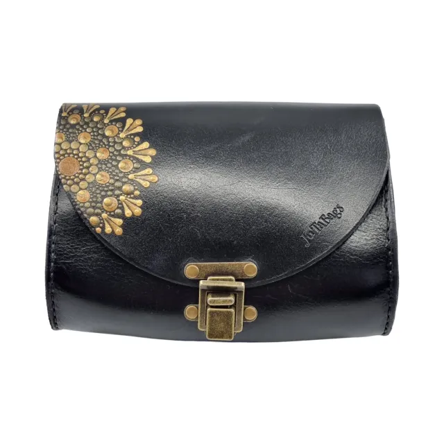 Julia Stray clutch 19x14x6 cm svart gullmandala unika