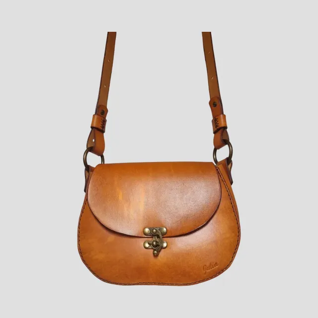 Julia Stray Liten rund lærveske 20x16x9 tan