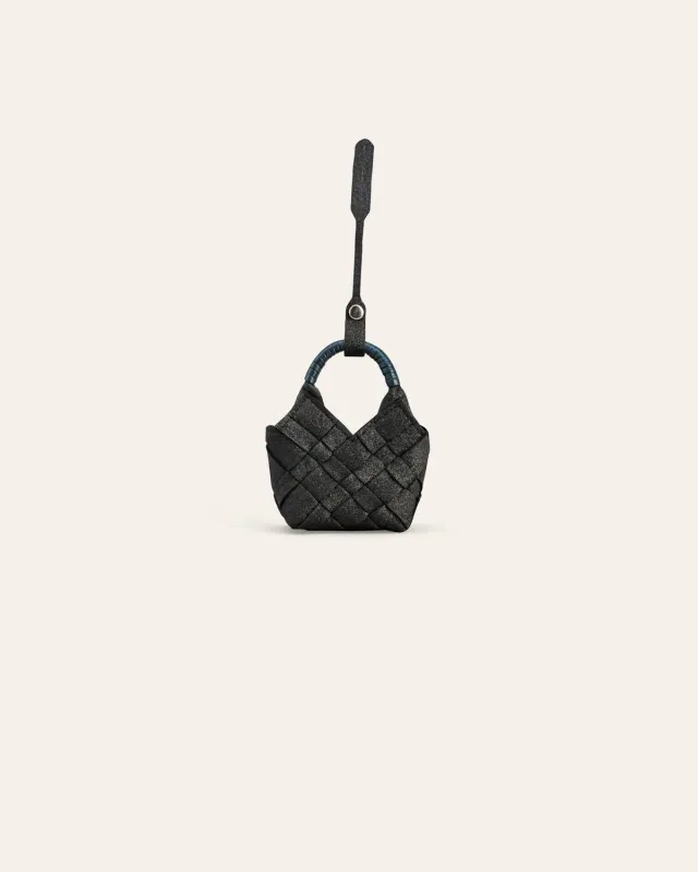 Cala Jade Misu Micro Charm Navy Beam – veskecharm i skinn